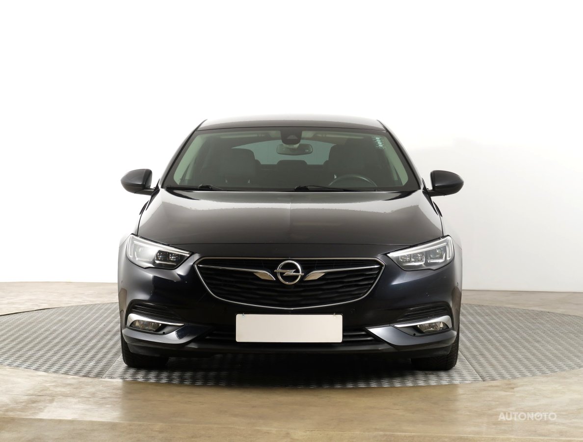 Opel Insignia, 2017 - pohled č. 2