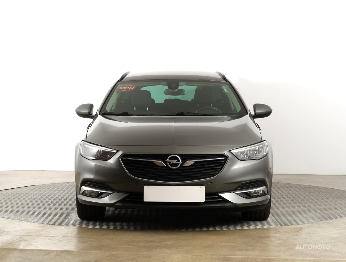 Opel Insignia, 2018 - pohled č. 2