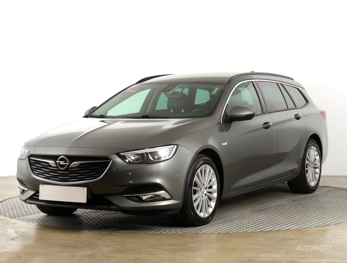 Opel Insignia, 2018 - pohled č. 3
