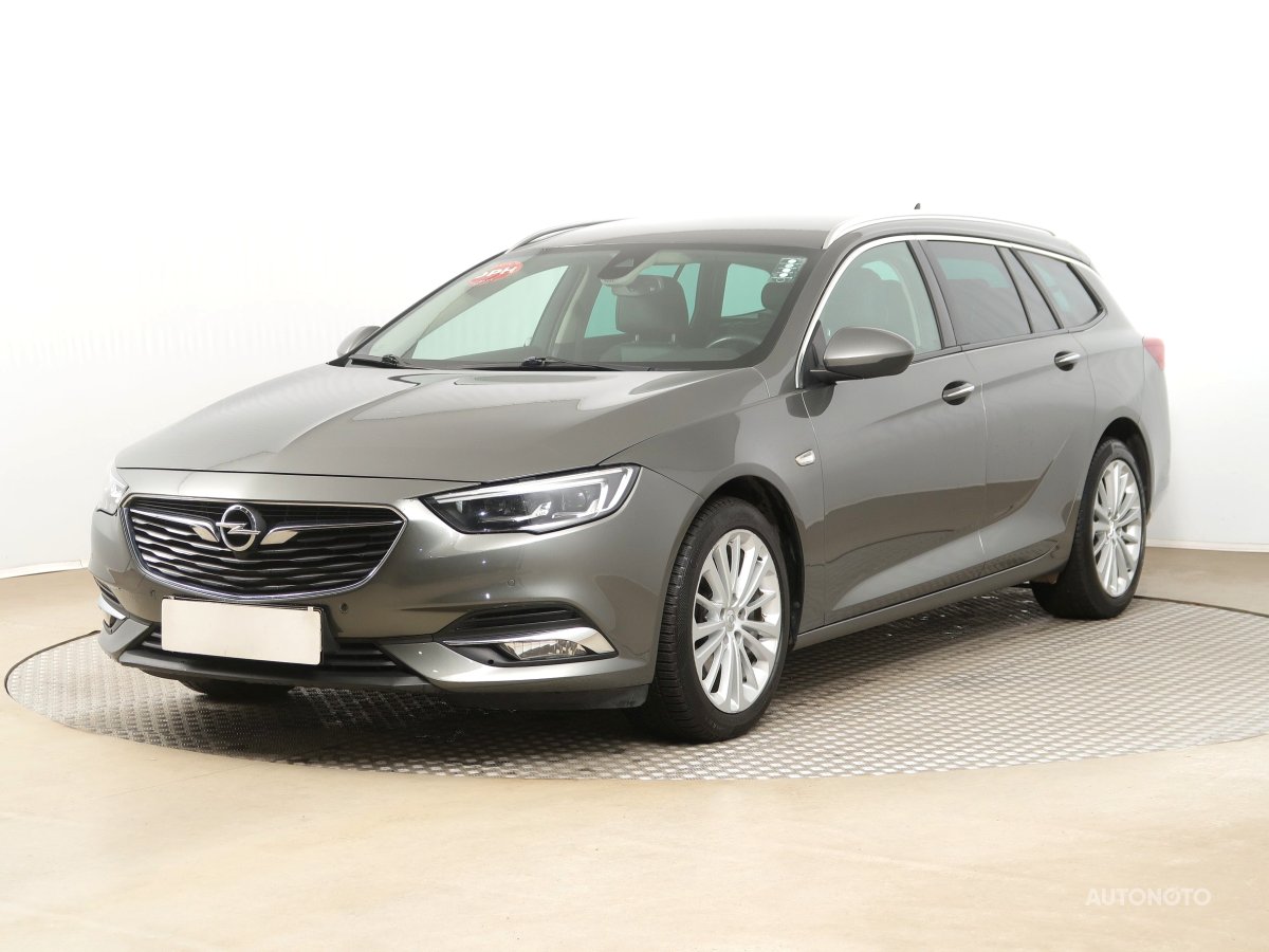 Opel Insignia, 2019 - pohled č. 3