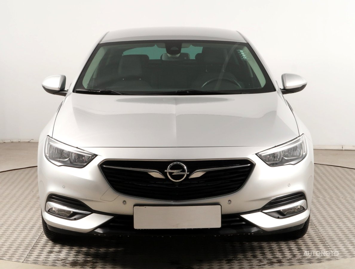 Opel Insignia, 2018 - pohled č. 2