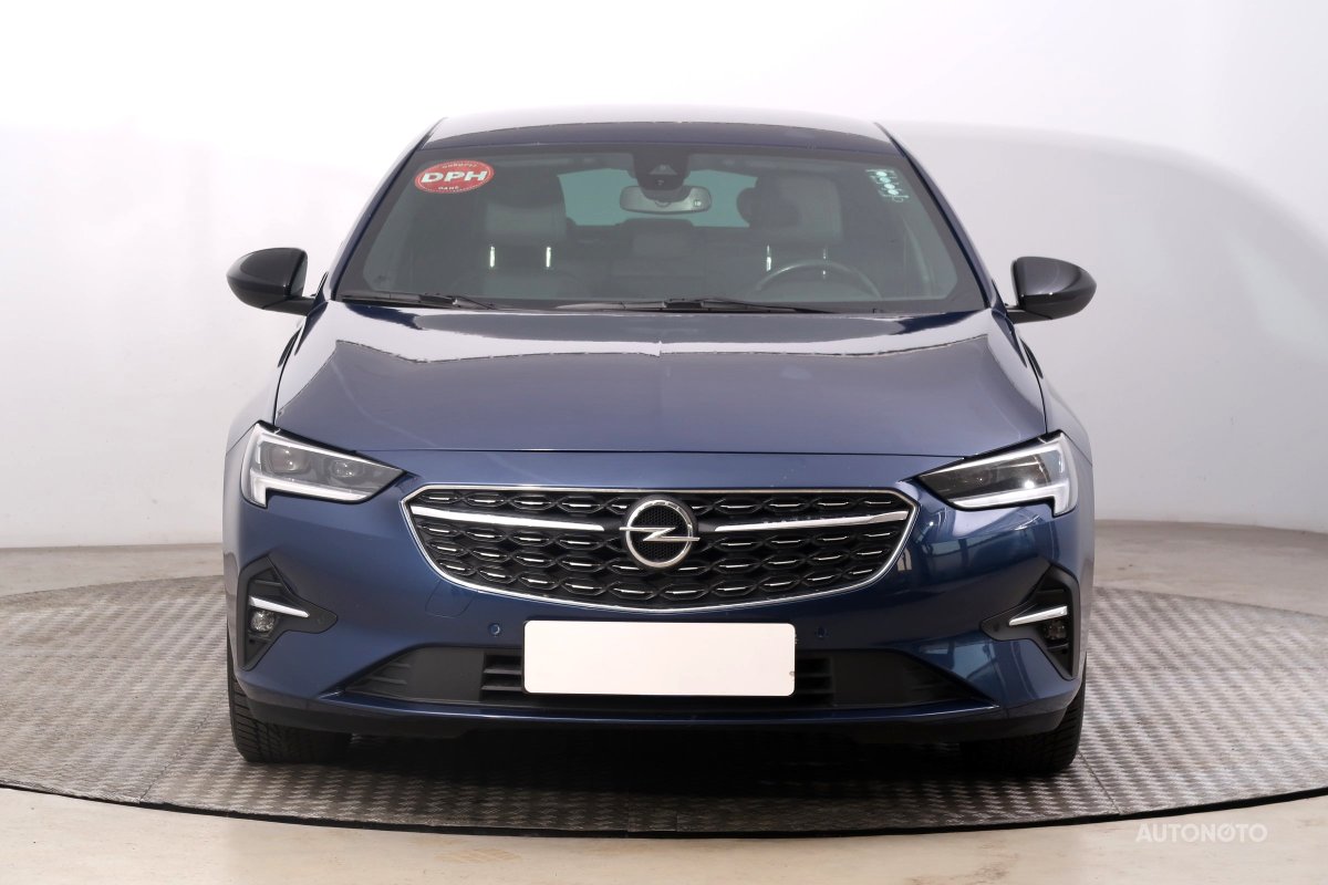 Opel Insignia, 2022 - pohled č. 2