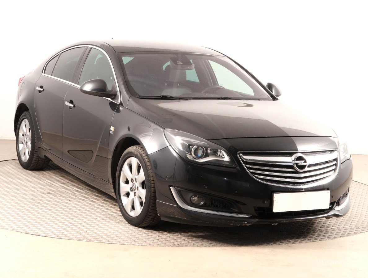 Opel Insignia, 2014 - celkový pohled