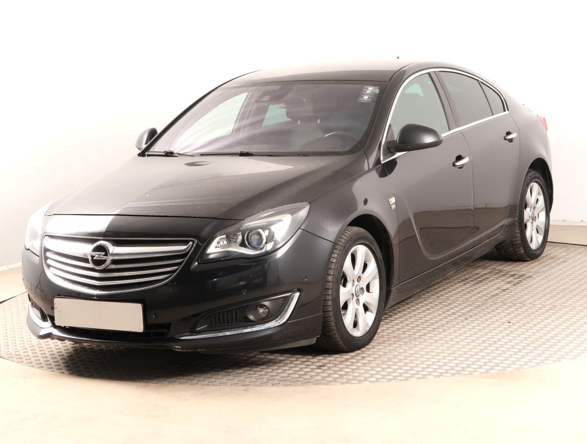 Opel Insignia, 2014 - pohled č. 3