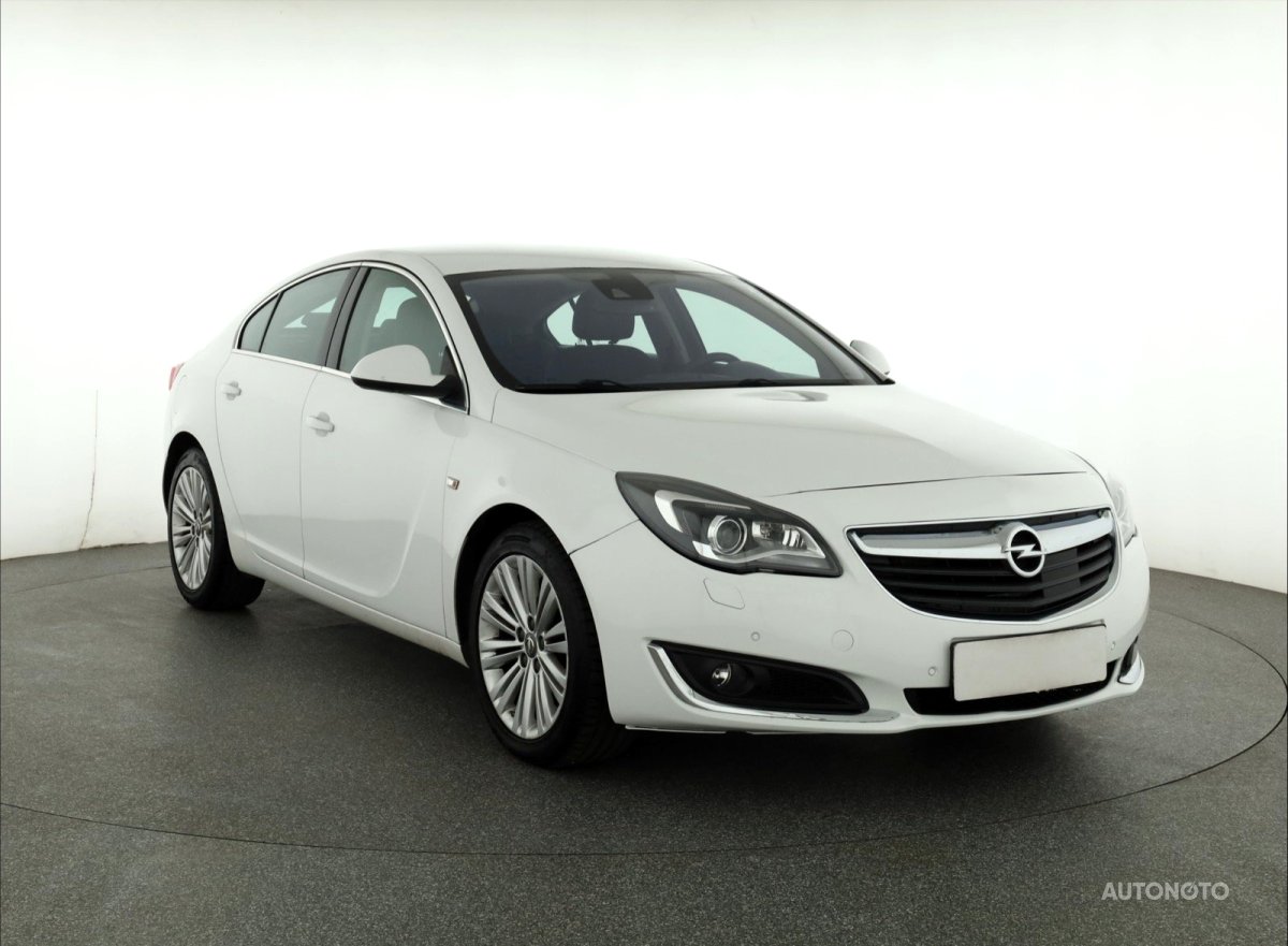 Opel Insignia, 2015 - pohled č. 1