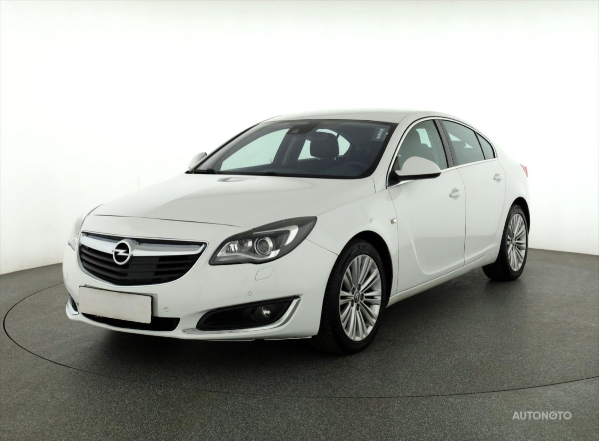 Opel Insignia, 2015 - pohled č. 3