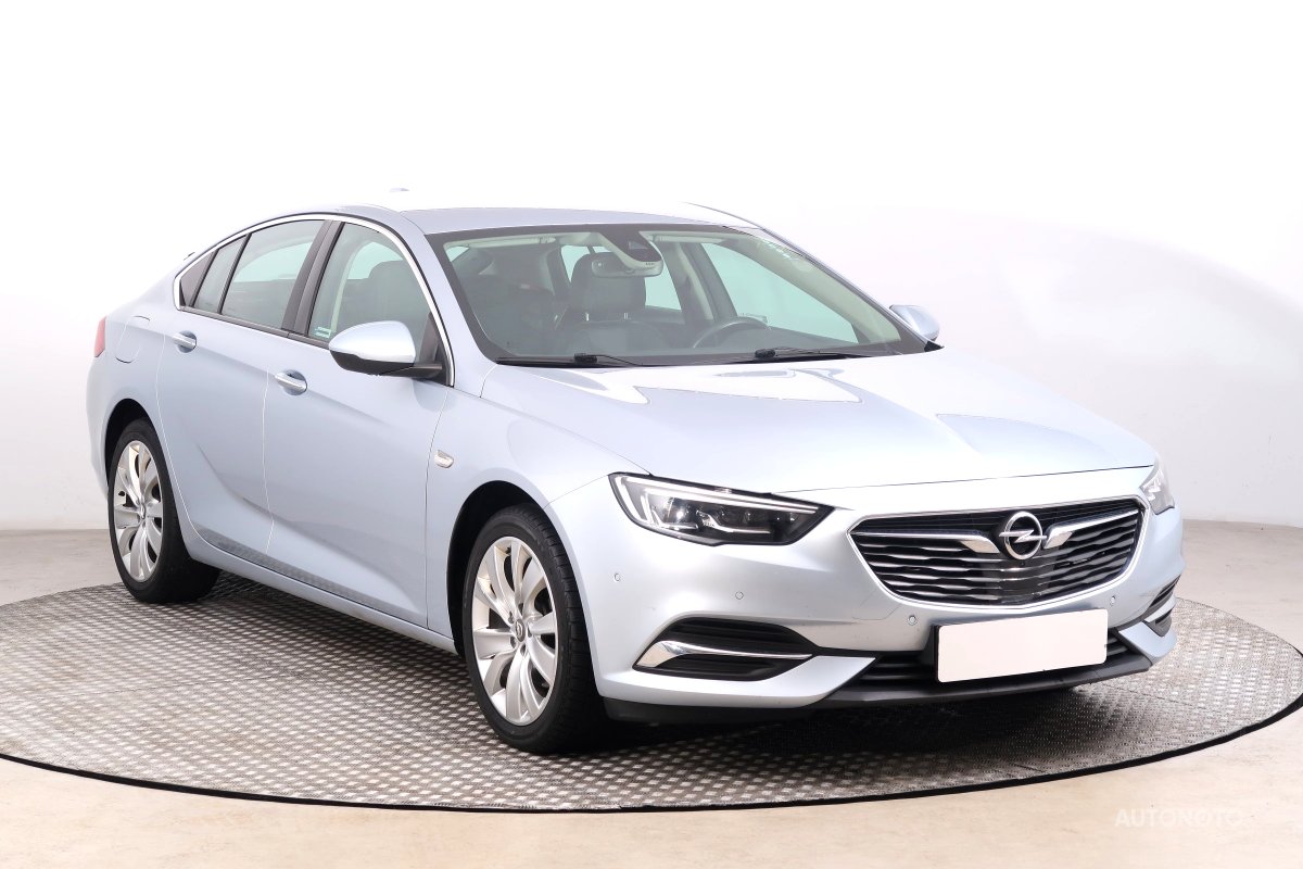 Opel Insignia, 2017 - celkový pohled