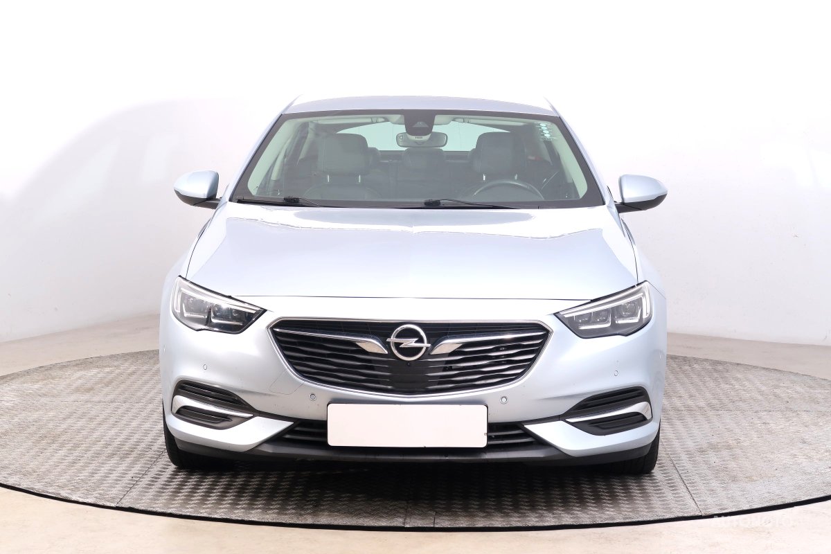 Opel Insignia, 2017 - pohled č. 2