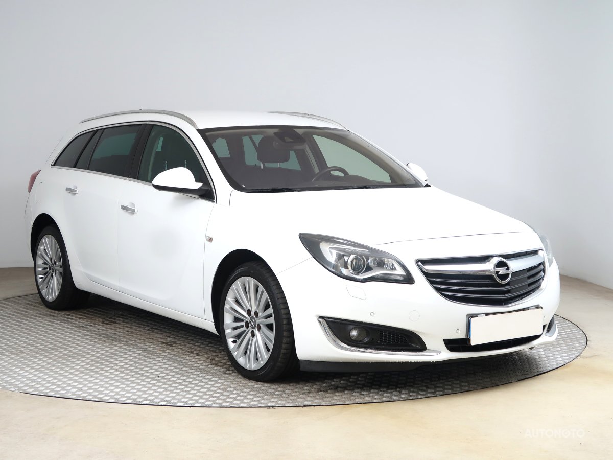 Opel Insignia, 2014 - celkový pohled