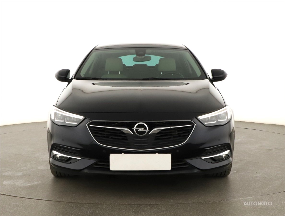 Opel Insignia, 2018 - pohled č. 2