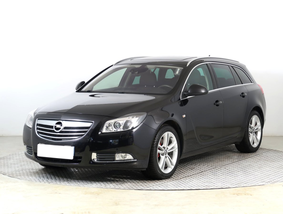 Opel Insignia, 2009 - pohled č. 3