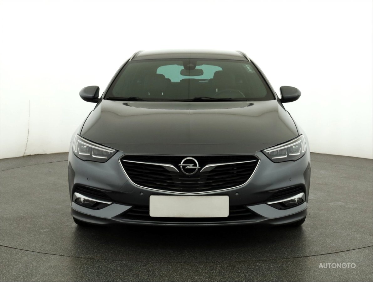 Opel Insignia, 2017 - pohled č. 2
