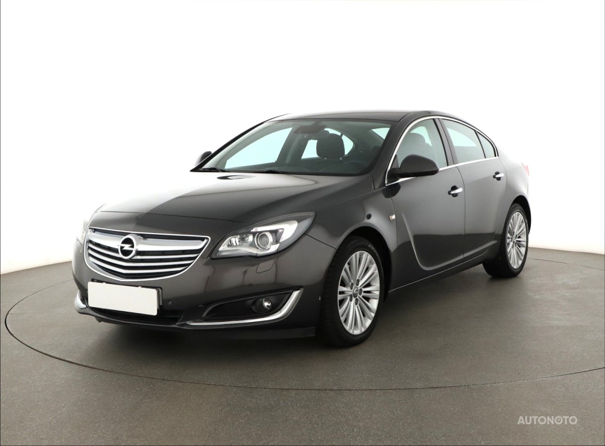 Opel Insignia, 2014 - pohled č. 3