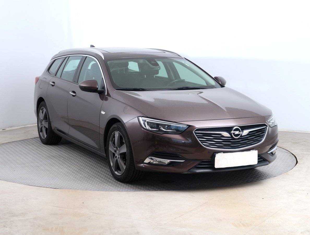 Opel Insignia, 2017 - celkový pohled
