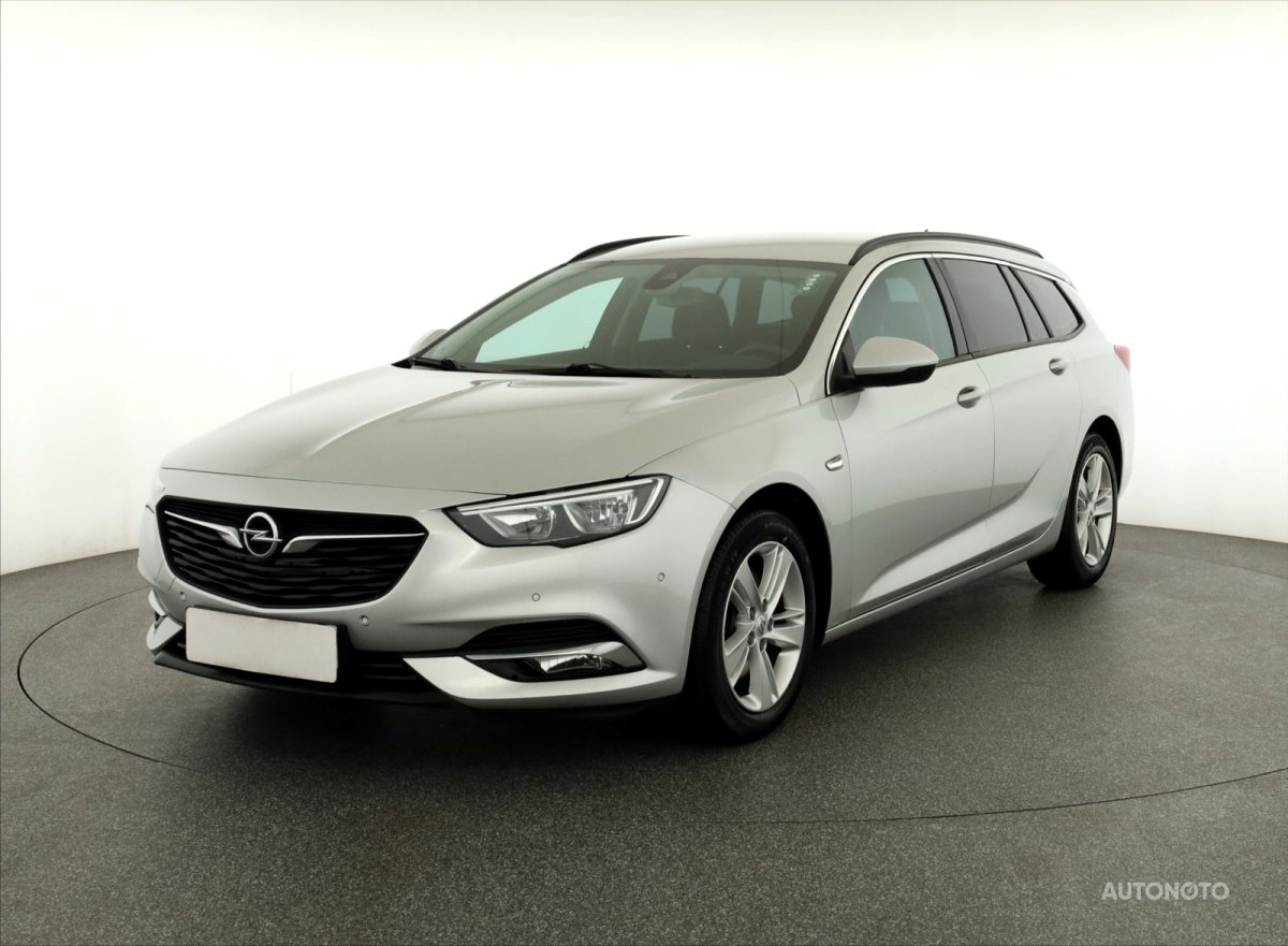 Opel Insignia, 2017 - pohled č. 3