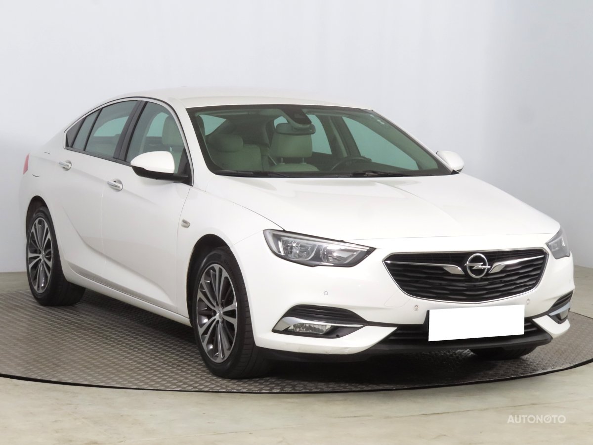 Opel Insignia, 2017 - celkový pohled