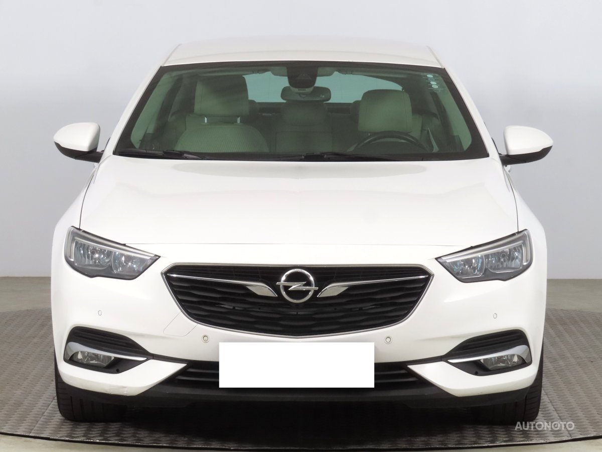 Opel Insignia, 2017 - pohled č. 2