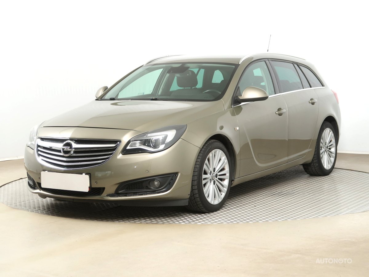Opel Insignia, 2014 - pohled č. 3