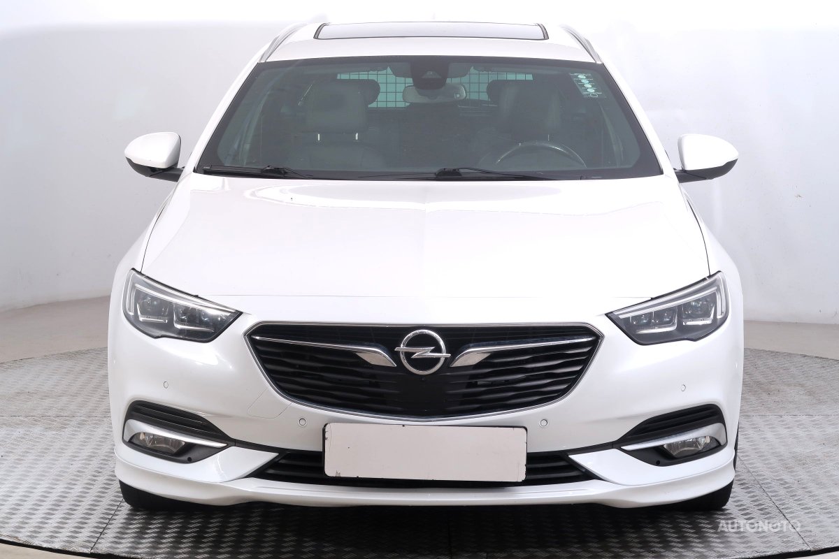 Opel Insignia, 2018 - pohled č. 2