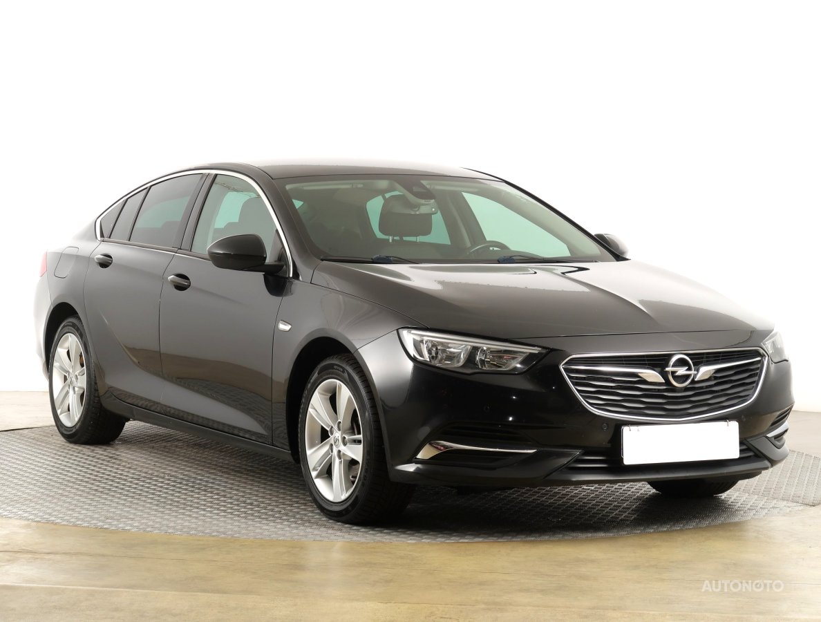 Opel Insignia, 2018 - celkový pohled