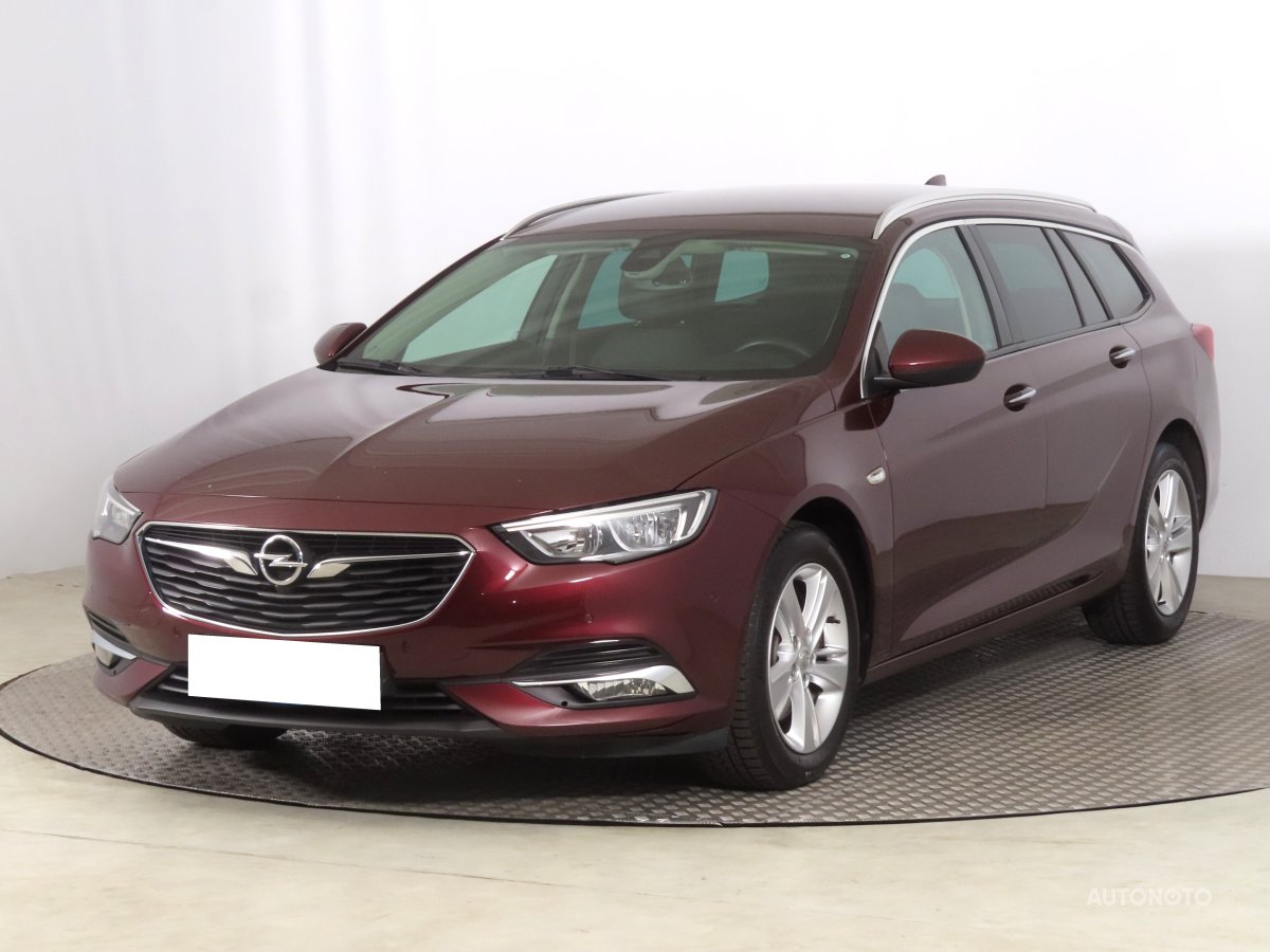 Opel Insignia, 2018 - pohled č. 3
