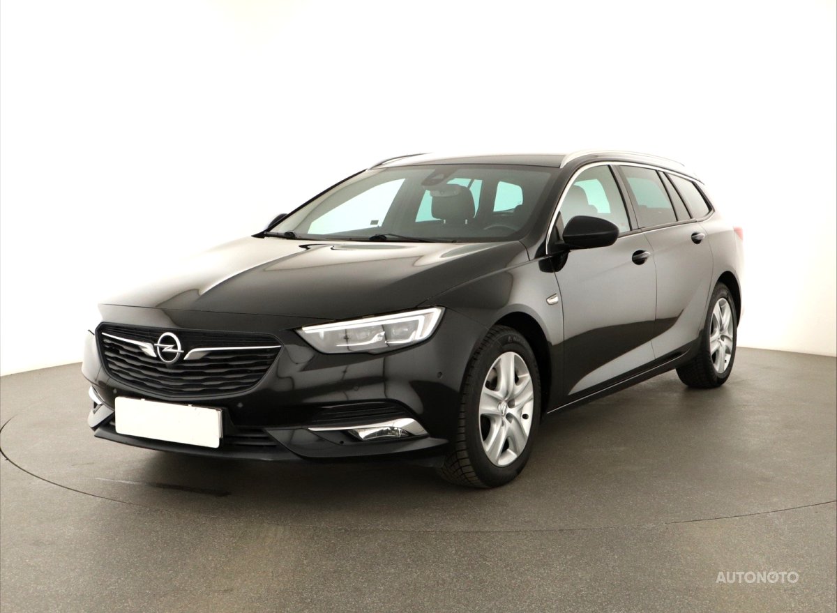 Opel Insignia, 2018 - pohled č. 3