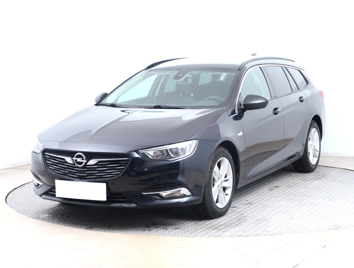 Opel Insignia, 2018 - pohled č. 3
