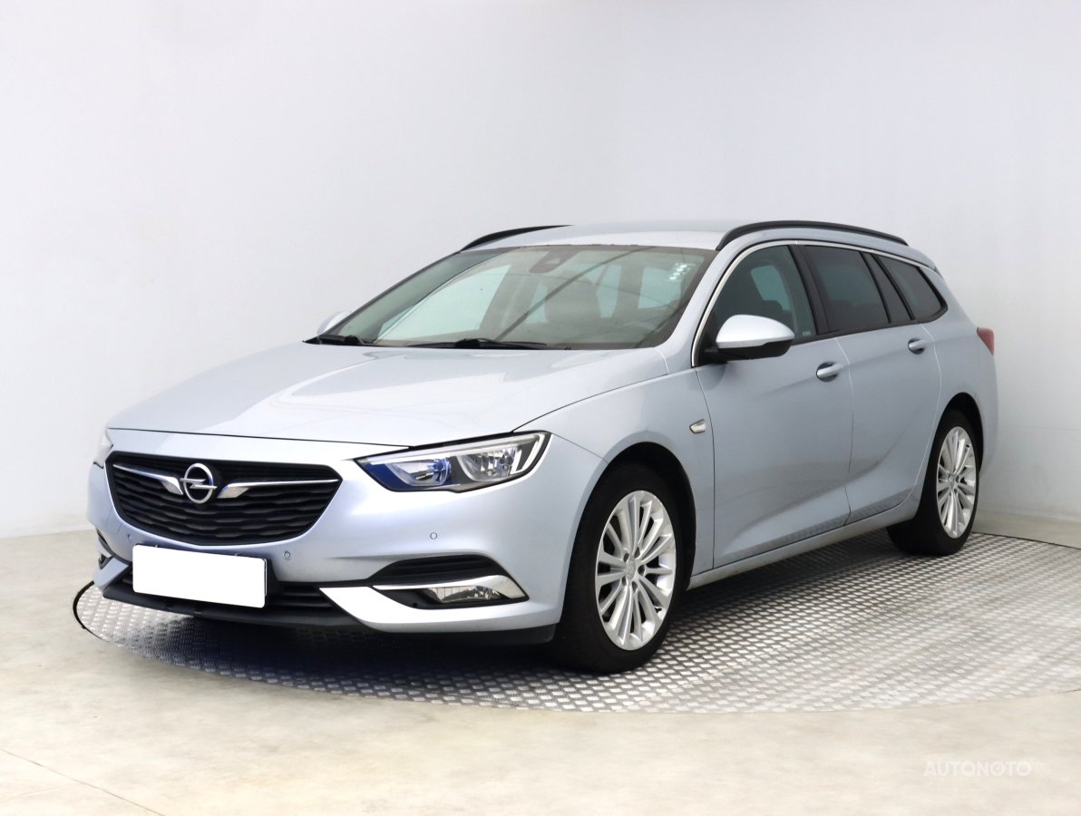 Opel Insignia, 2018 - pohled č. 3
