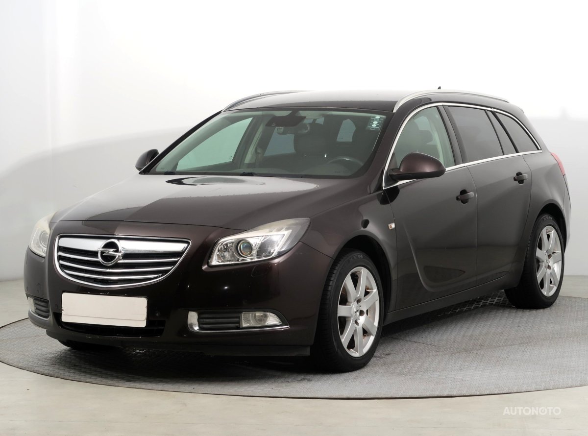 Opel Insignia, 2012 - pohled č. 3