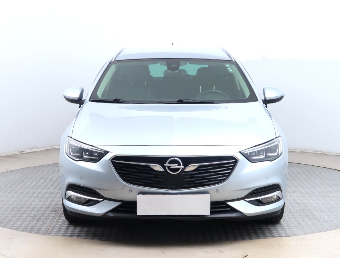 Opel Insignia, 2018 - pohled č. 2