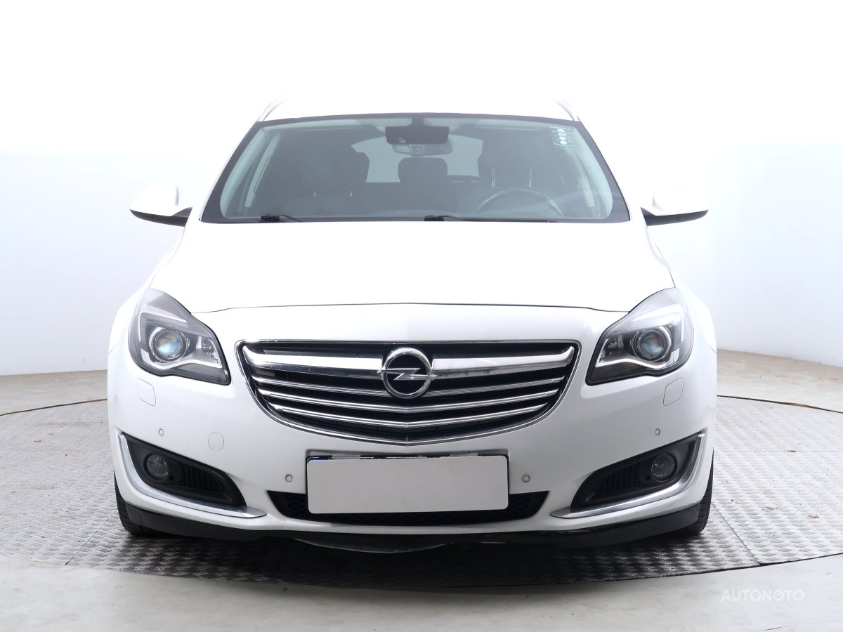 Opel Insignia, 2013 - pohled č. 2