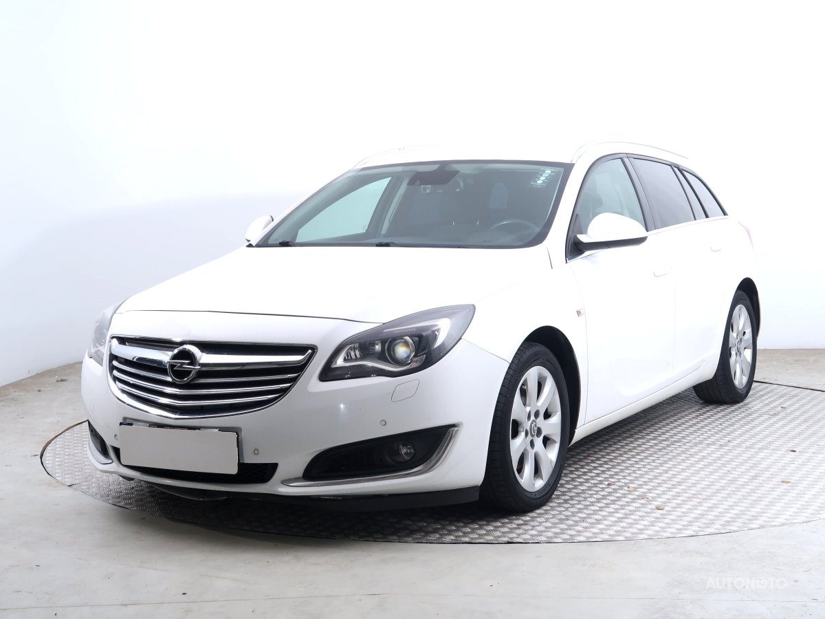 Opel Insignia, 2013 - pohled č. 3