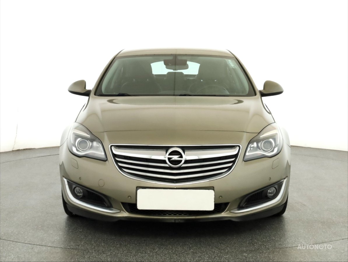 Opel Insignia, 2014 - pohled č. 2