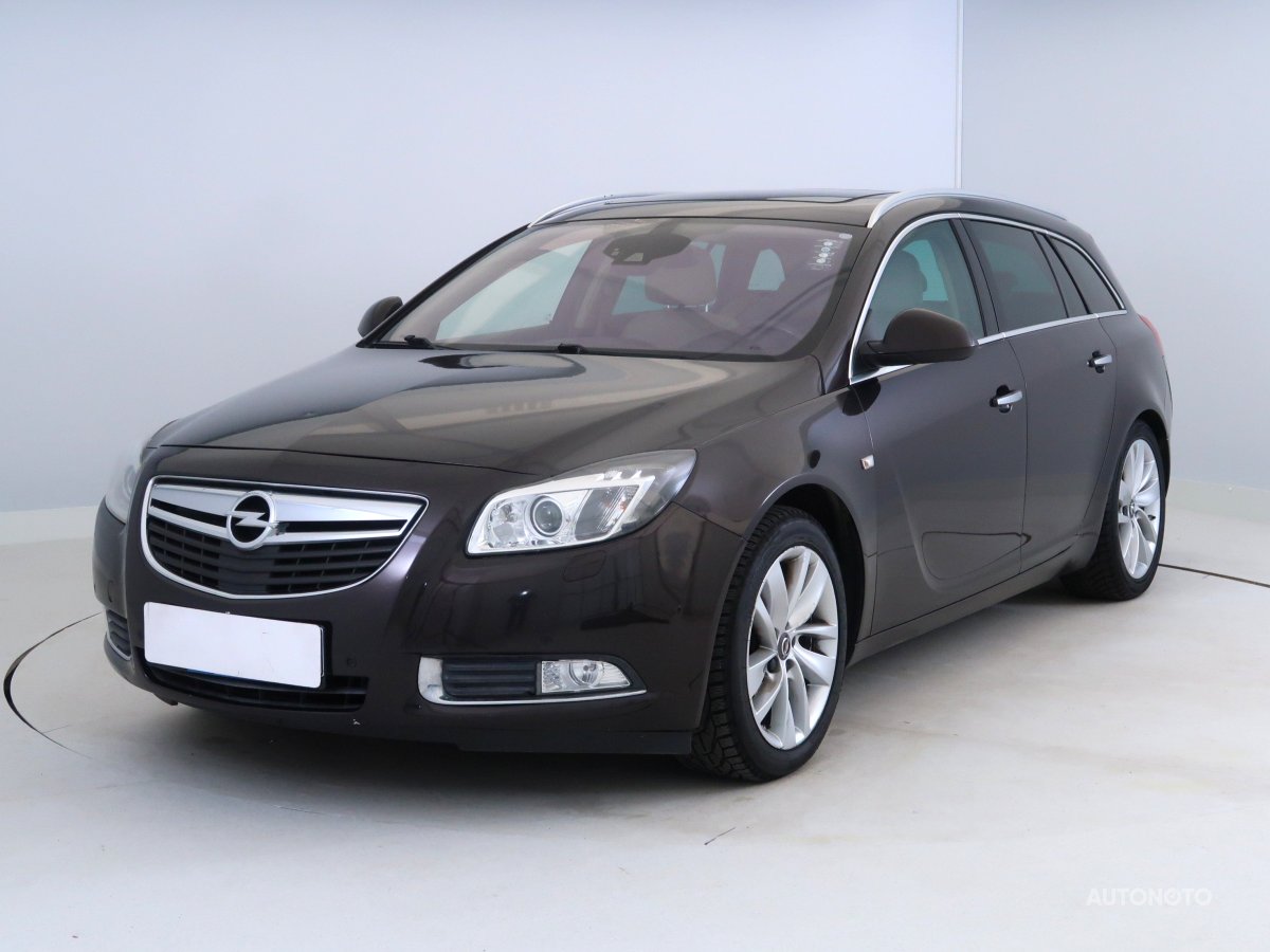 Opel Insignia, 2013 - pohled č. 3