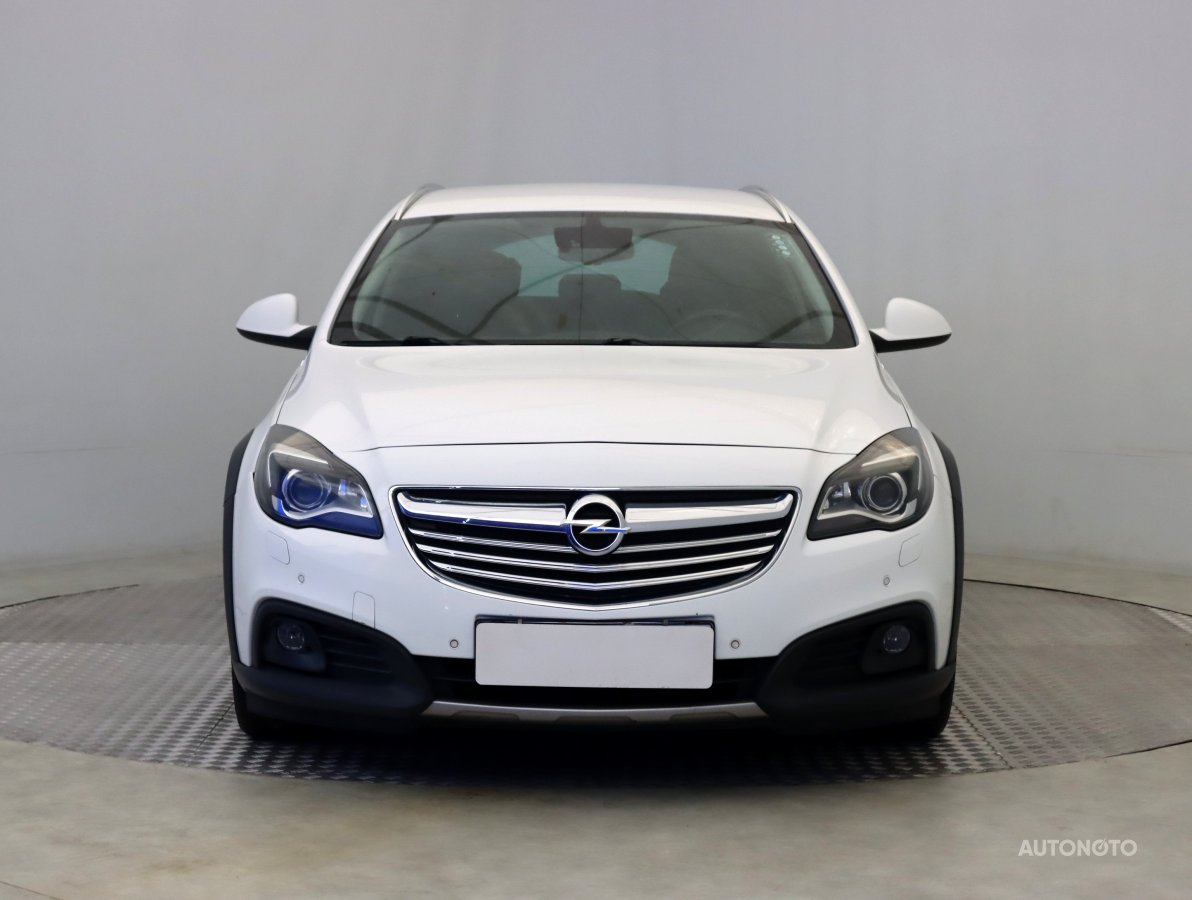 Opel Insignia, 2014 - pohled č. 2