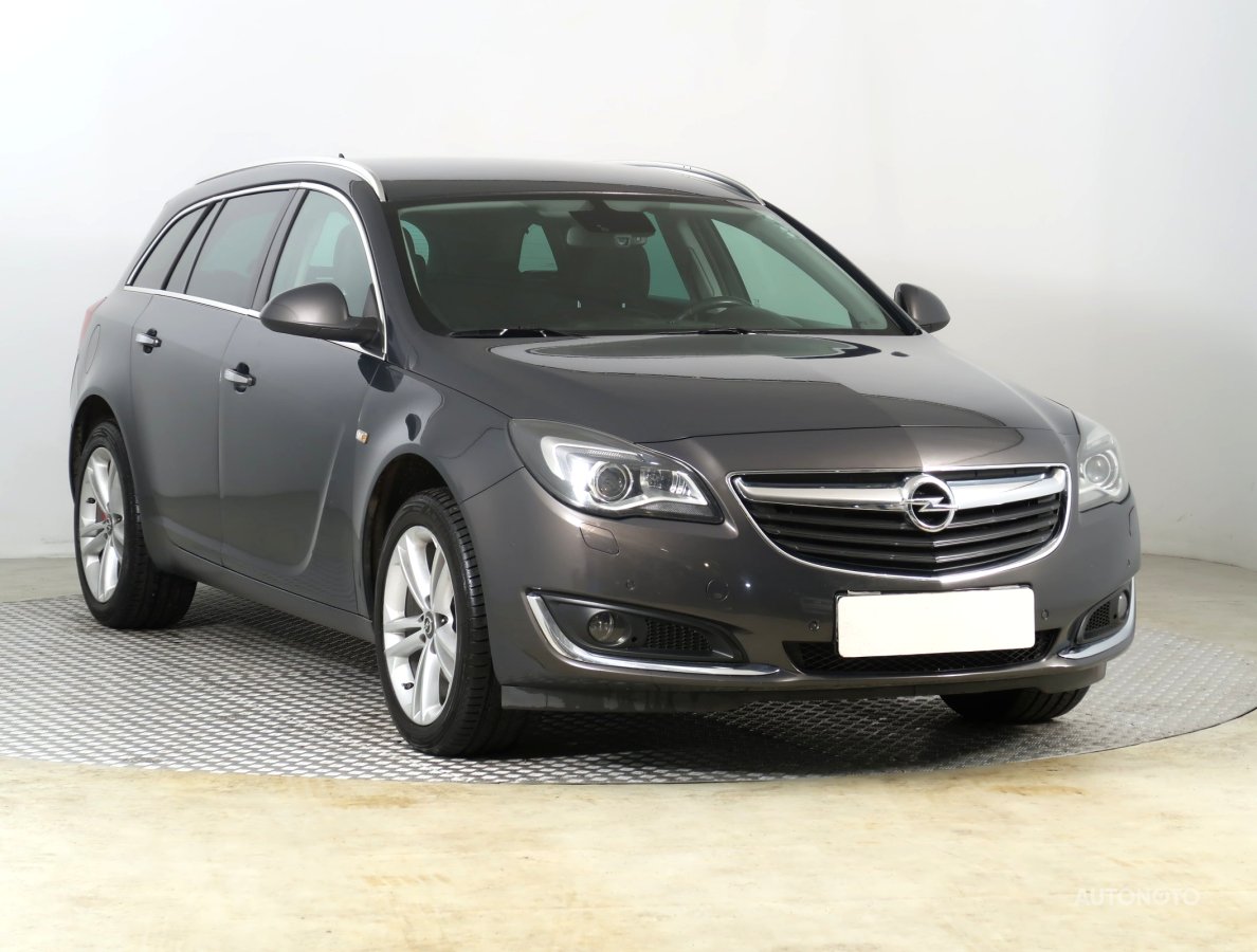 Opel Insignia, 2015 - celkový pohled