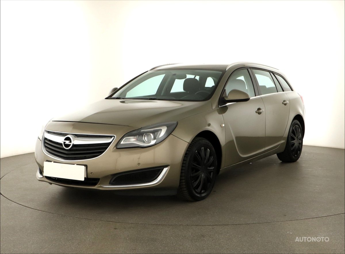 Opel Insignia, 2016 - pohled č. 3