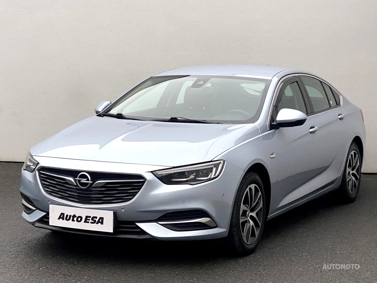 Opel Insignia, 2017 - pohled č. 3