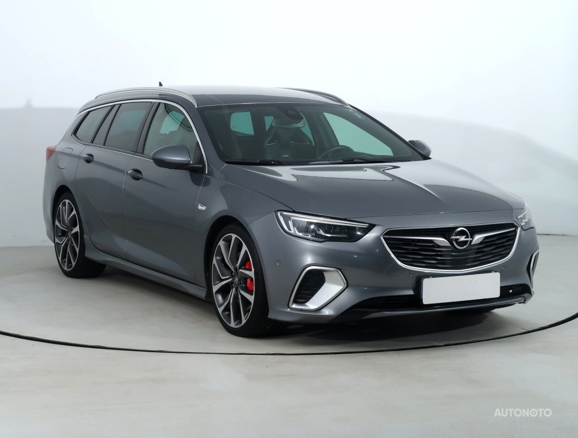 Opel Insignia, 2020 - celkový pohled