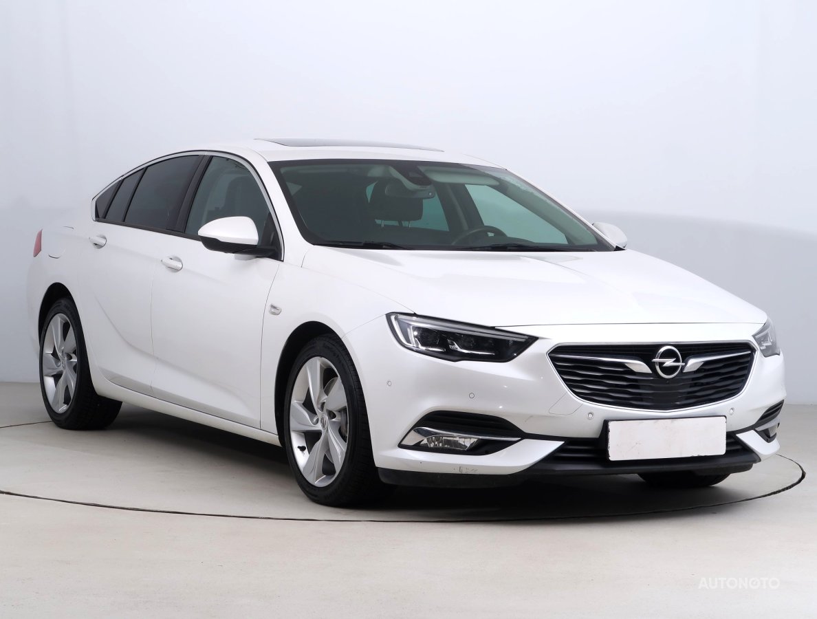 Opel Insignia, 2017 - celkový pohled