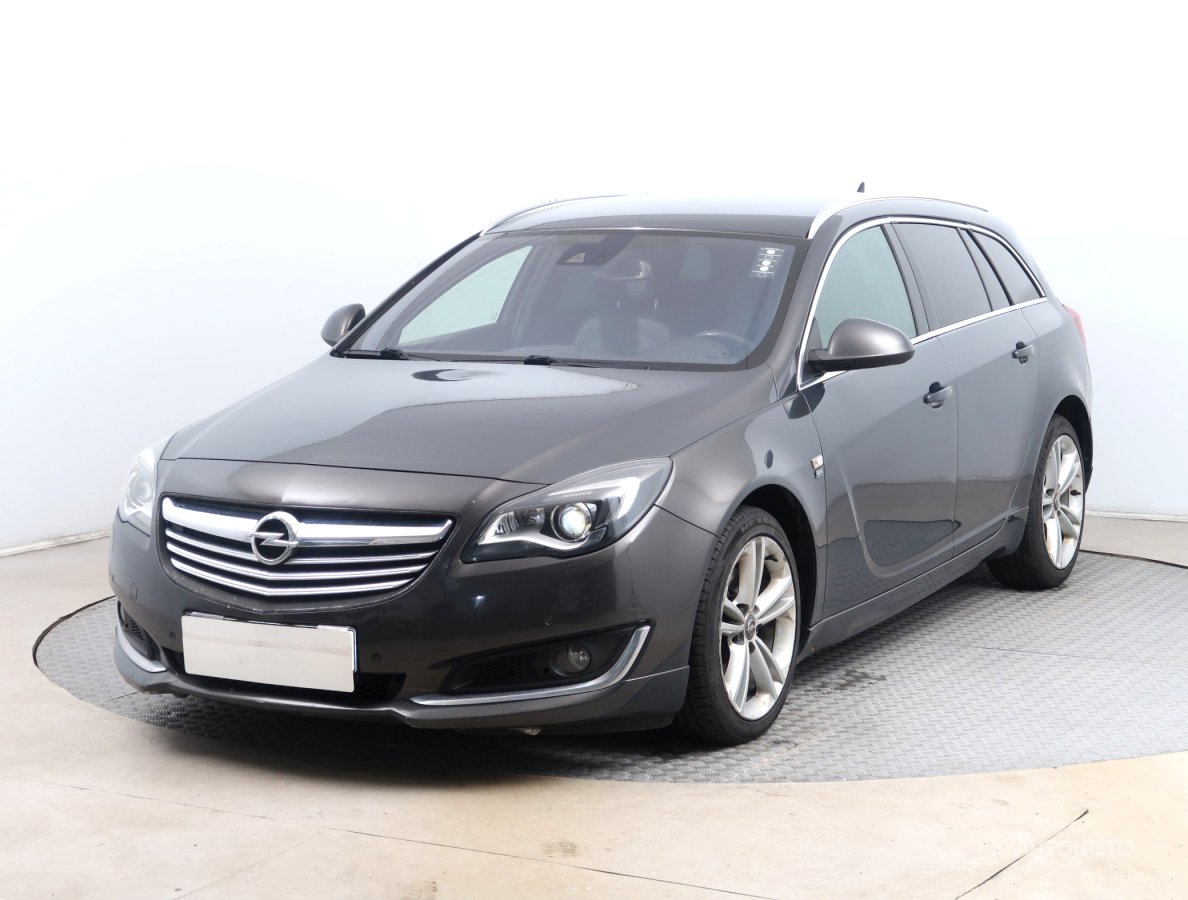 Opel Insignia, 2014 - pohled č. 3