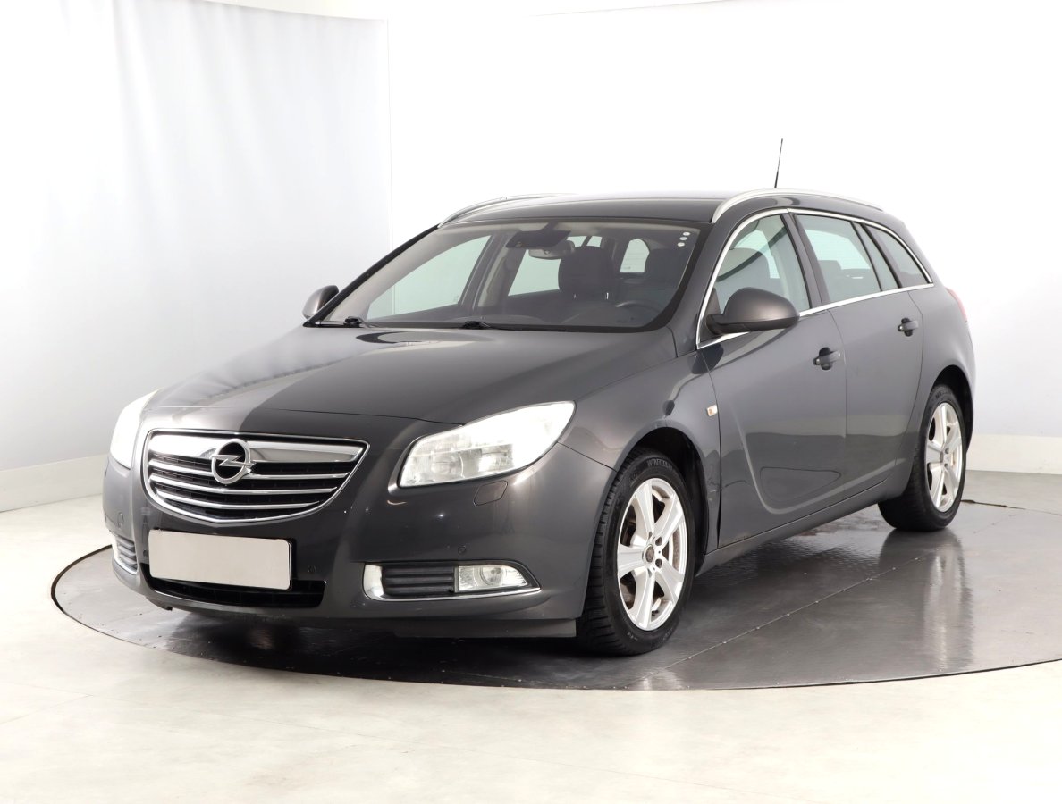 Opel Insignia, 2013 - pohled č. 3