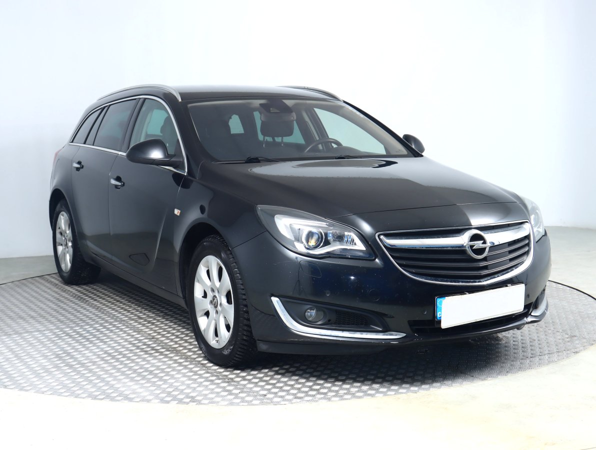 Opel Insignia, 2015 - celkový pohled