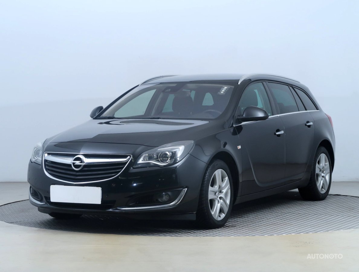 Opel Insignia, 2016 - pohled č. 3