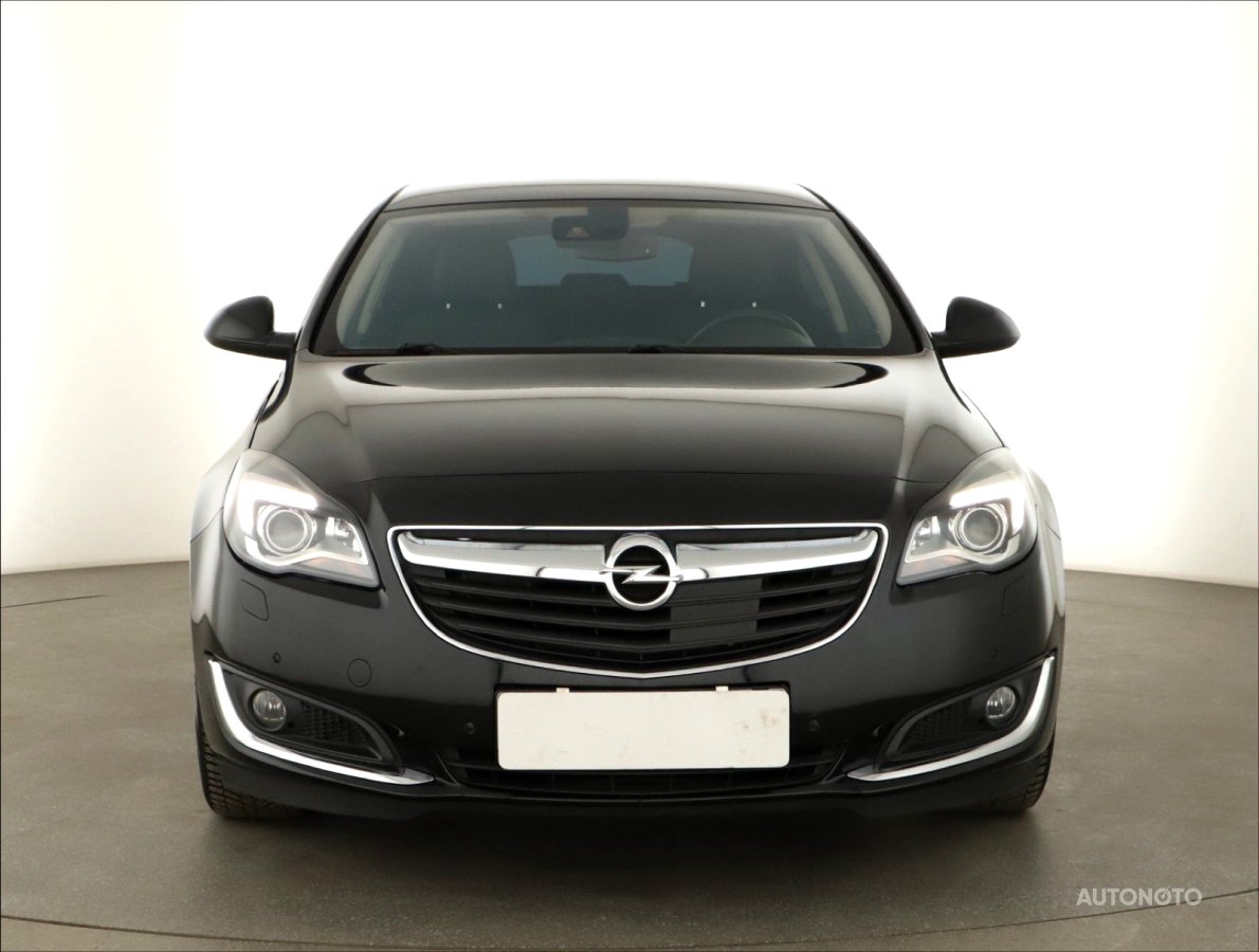 Opel Insignia, 2016 - pohled č. 2