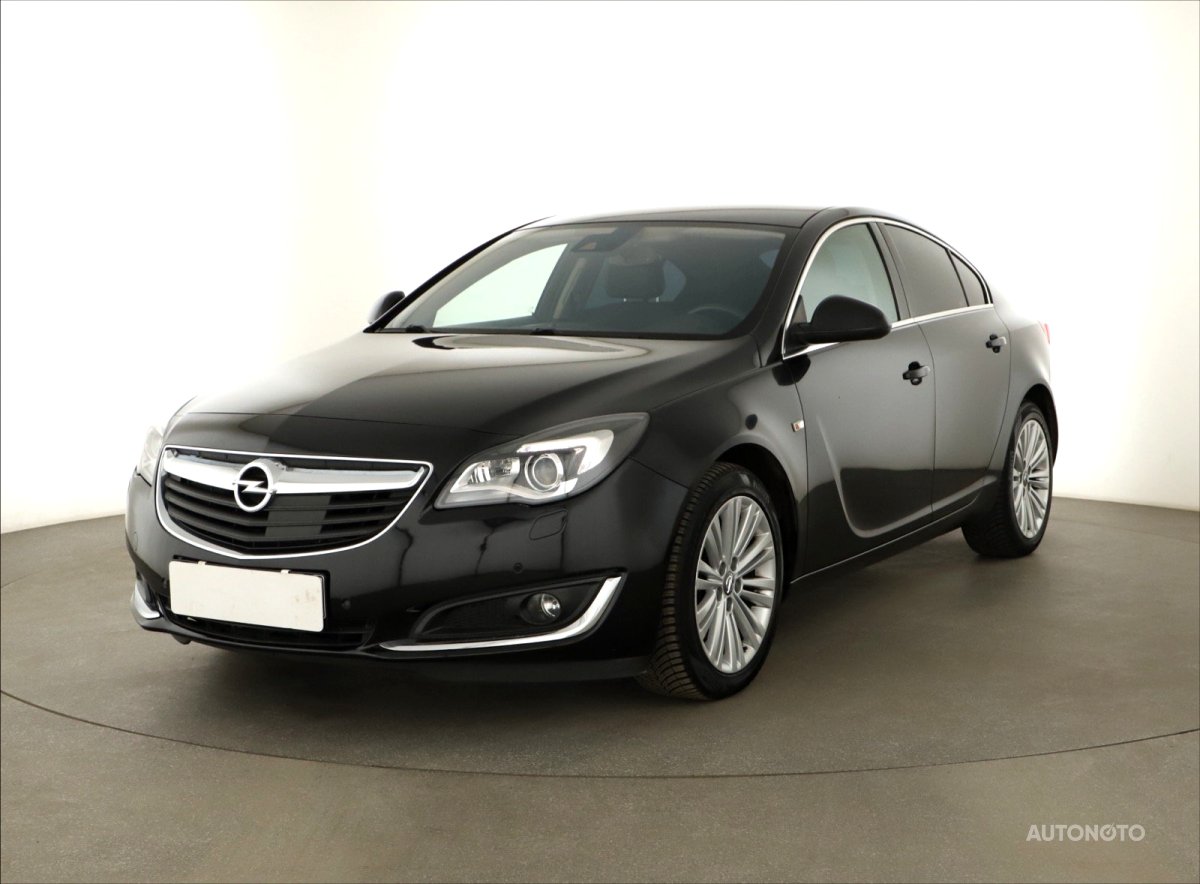 Opel Insignia, 2016 - pohled č. 3