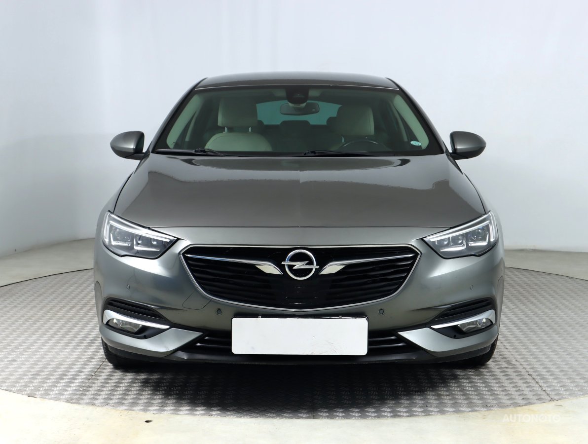 Opel Insignia, 2017 - pohled č. 2