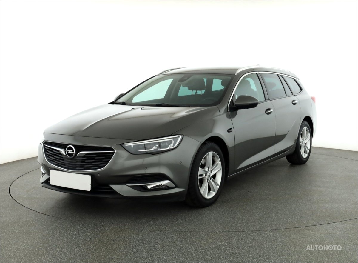 Opel Insignia, 2017 - pohled č. 3