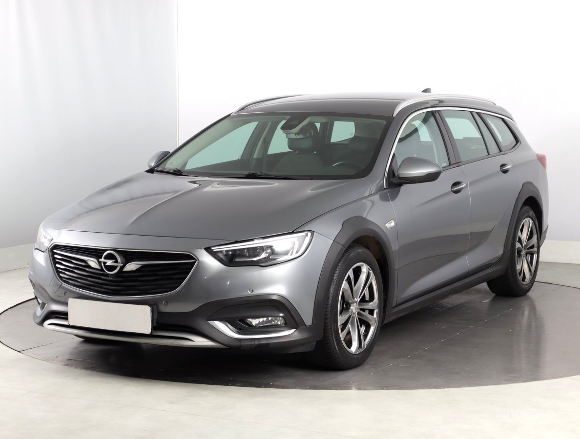 Opel Insignia, 2018 - pohled č. 3