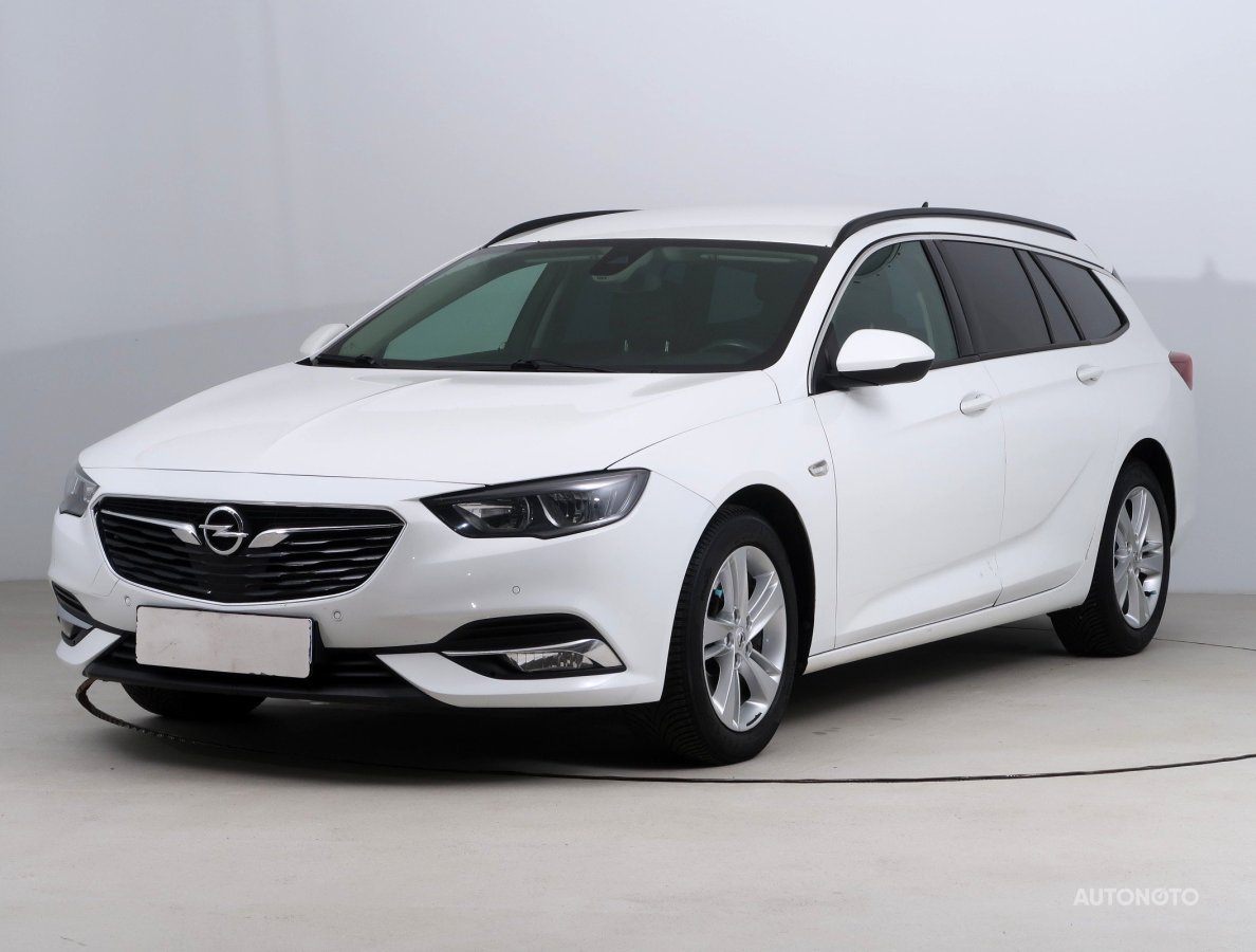Opel Insignia, 2019 - pohled č. 3